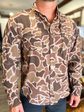 Load image into Gallery viewer, L/S 3-Season Ultralight Shirt - Duck Camo