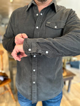 Load image into Gallery viewer, Corduroy Pearl Snap Shirt - Charcoal