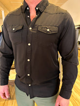 Load image into Gallery viewer, Long Sleeve Performance Western Button Down - Black