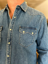 Load image into Gallery viewer, Roadhouse Ringspun Indigo Western Shirt