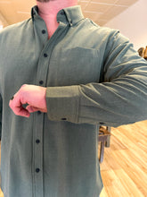 Load image into Gallery viewer, City Flannel - Olive Heather